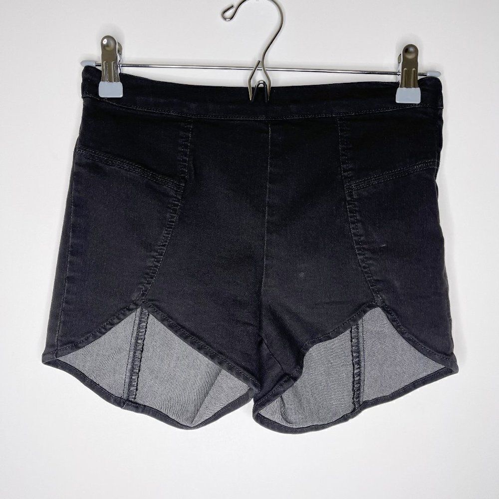 Free People Black Tulip Hem Denim Shorts Women’s 25 Side Zip